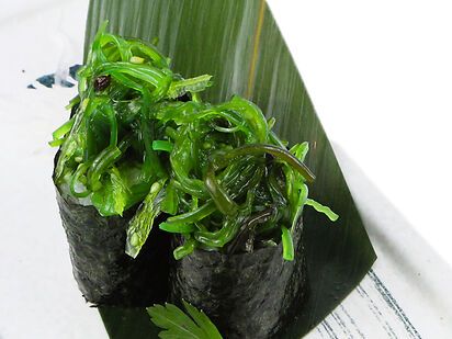 Gunkan wakame