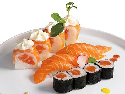 SUSHI SALMONE MISTO